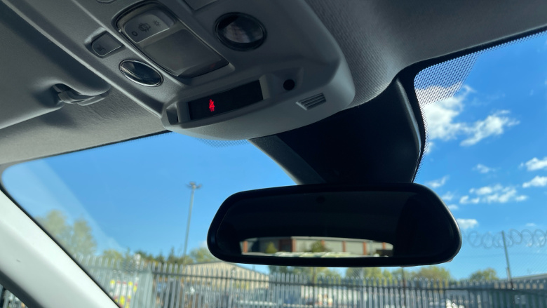 Peugeot 208 1.2 PureTech 100 Allure Premium + 5dr Petrol Hatchback